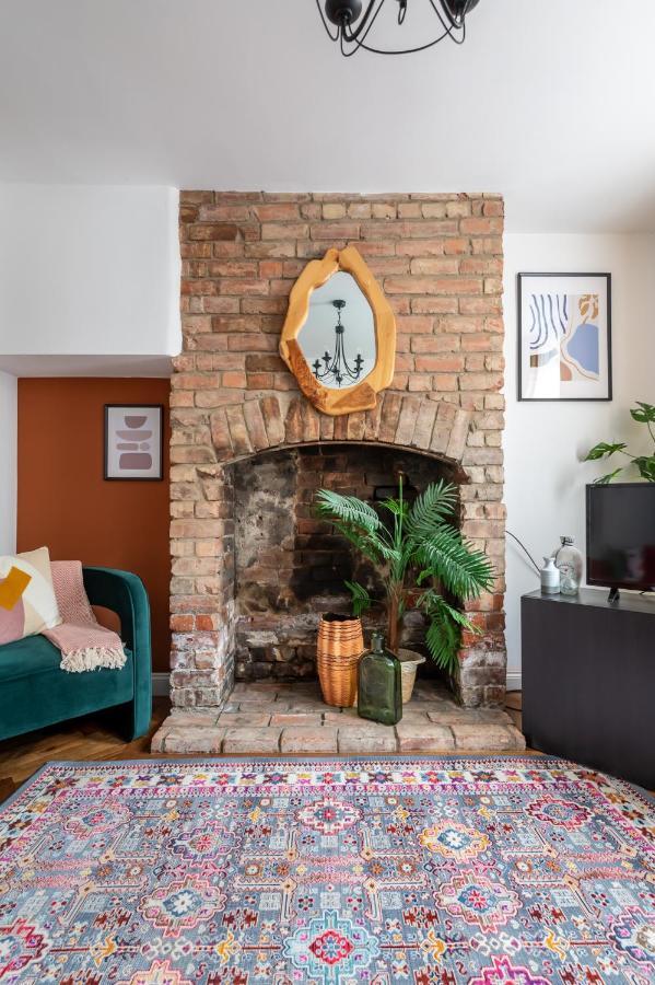 Pass The Keys Gorgeous Terrace Near Bishy Road Vila York Exterior foto